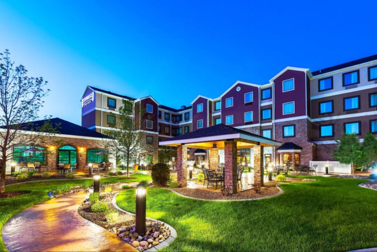 Staybridge Suites Bismarck By Ihg Exterior foto
